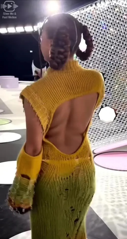 Paola Locatelli - Video #131690