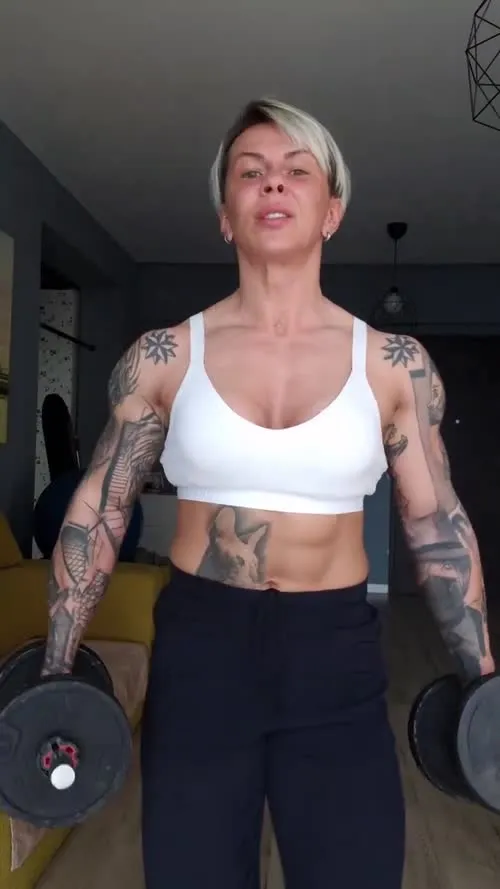 crazyxbody / musclegirlxxx - Video #264948