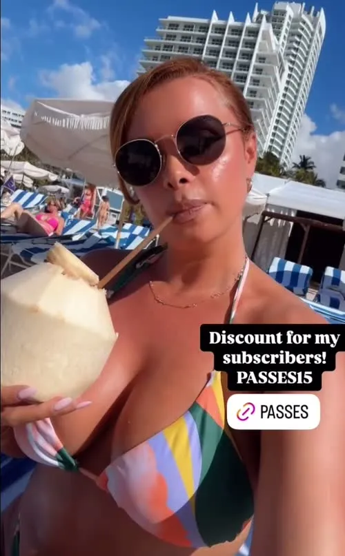 Joy Taylor - Video #291880