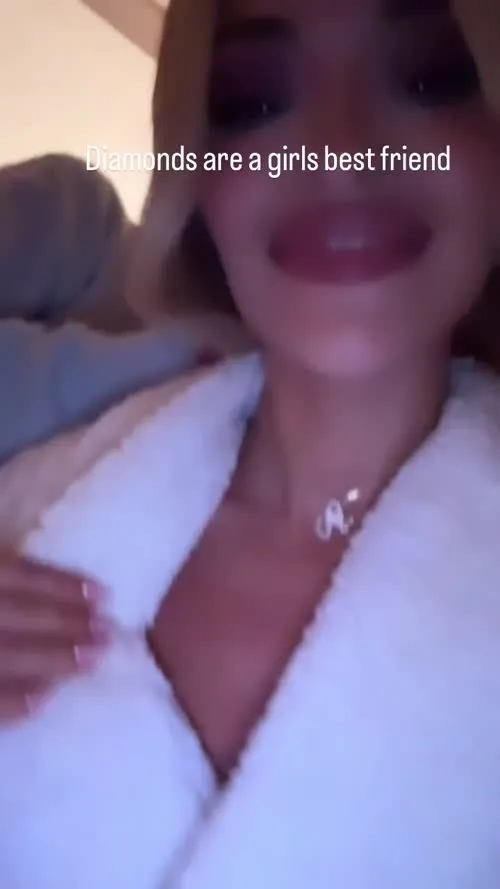 Rita Ora - Video
