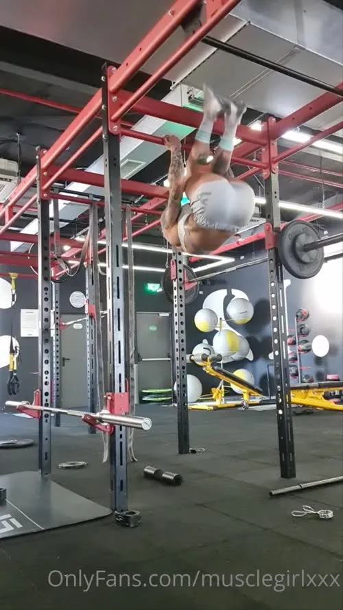 crazyxbody / musclegirlxxx - Video #135337