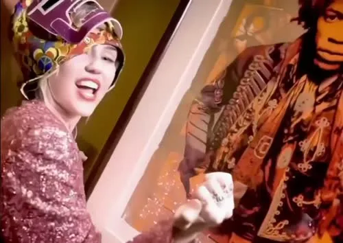 Miley Cyrus - Video #321328