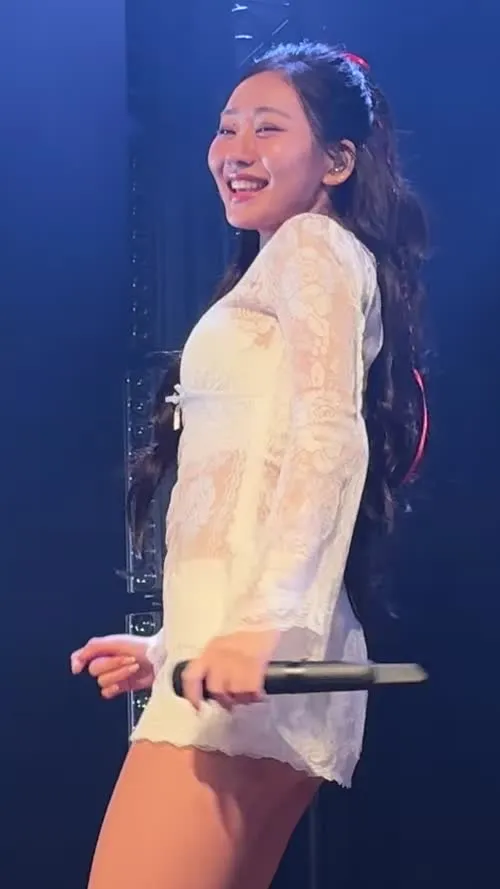 Julie (Kiss Of Life) - Video #122603
