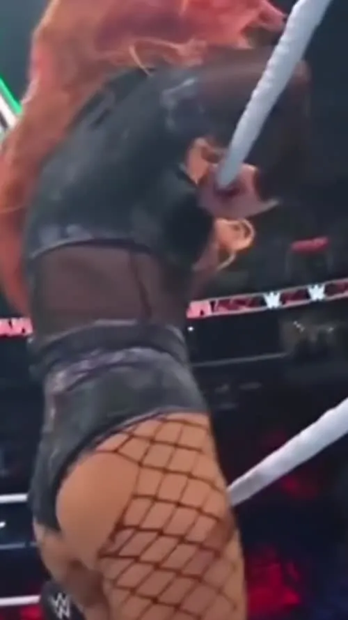 WWE Becky Lynch - Video