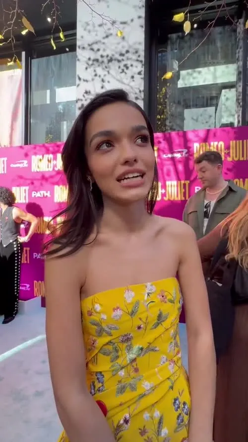 Rachel Zegler - Video