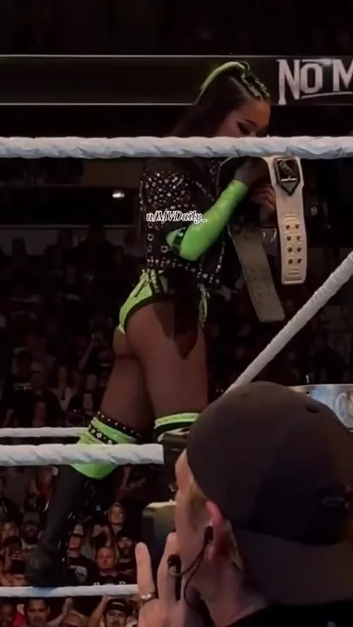 Roxanne Perez/Rok-C - WWE NXT - Video