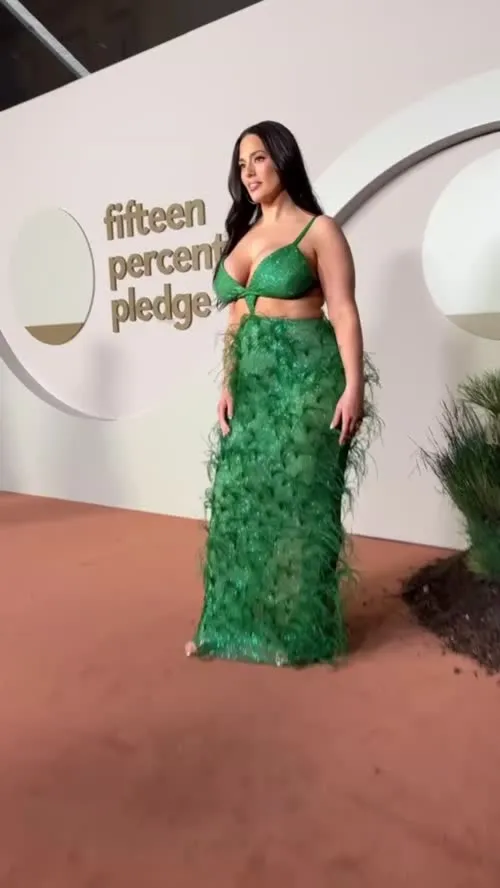 Ashley Graham - Video #280324