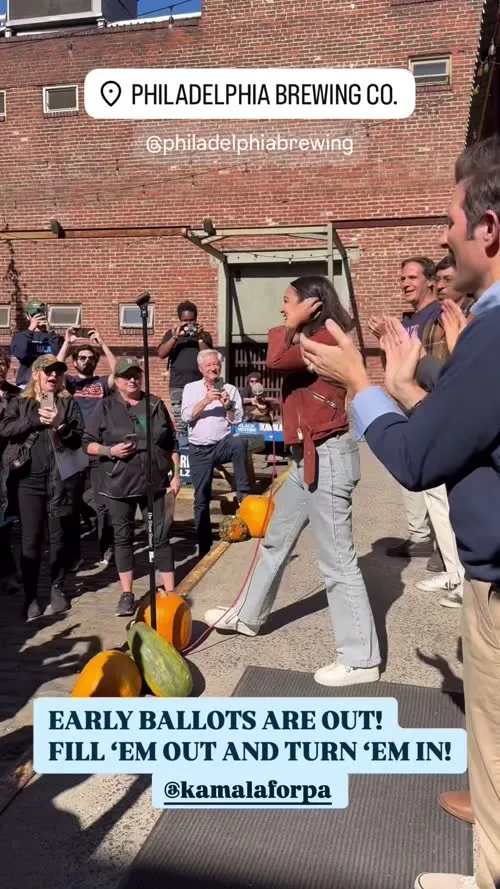 Alexandria Ocasio-Cortez / AOC - Video