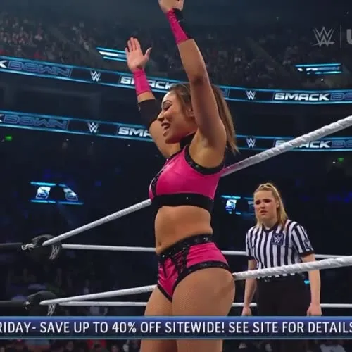 Mia Yim - Video