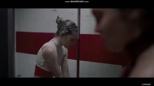 Grace van dien - Video