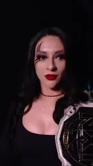 Stephanie Vaquer - Video