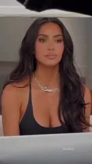 Kim Kardashian - 4 raw w hu 7 qq