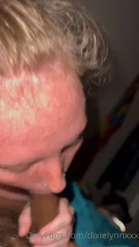 dixielynnxxx (Dixie Lynn) - Video