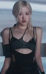 Rosé || Roseanne Park - BLΛƆKPIИK ( BLACKPINK ) - 5