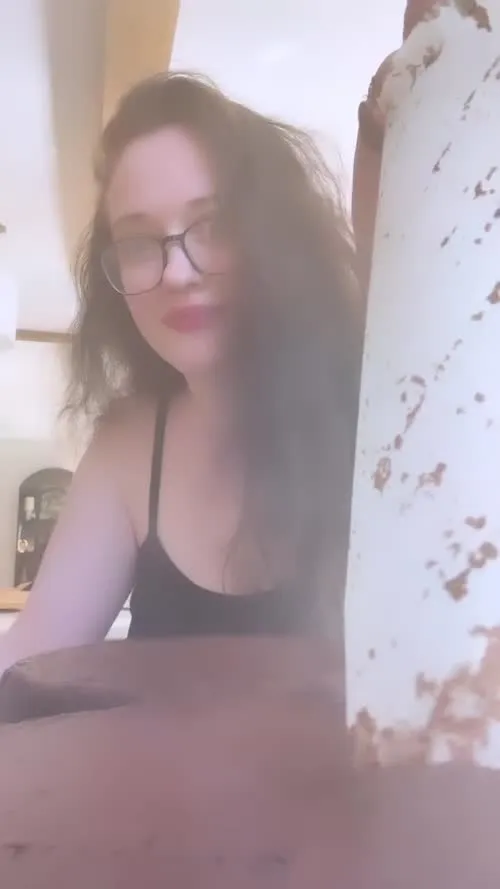 Kat Dennings - Video