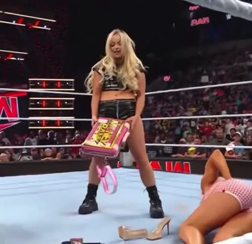Liv Morgan - Video