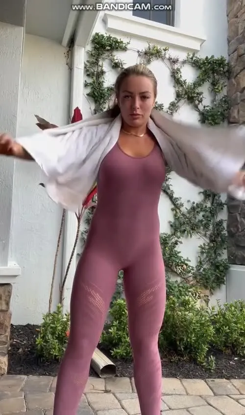 Mandy Sacs | Mandy Rose - Video