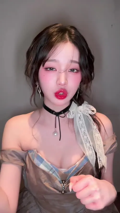 Jang Won-young / 장원영 WONYOUNG - Video