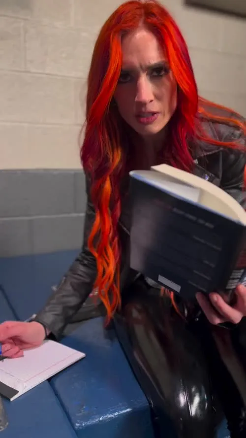 WWE Becky Lynch - Video