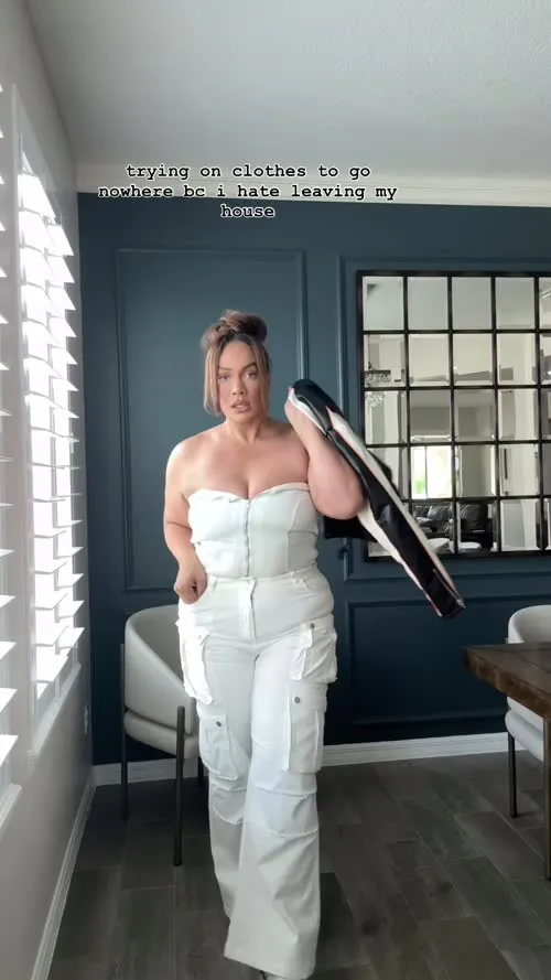 Nia Jax/Lina Fanene - Video #171562