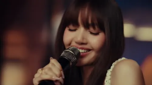 Lisa | BLΛƆKPIИK (Blackpink) - Video