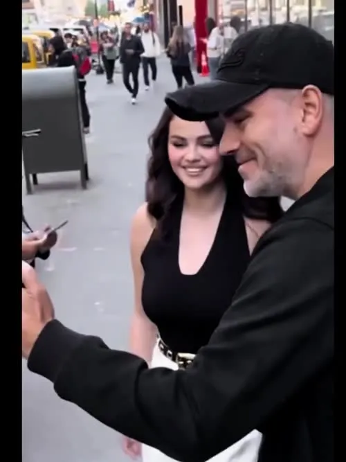 Selena Gomez - Video #418257