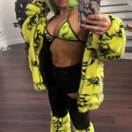Zelina Vega // Thea Trinidad - Video #320641