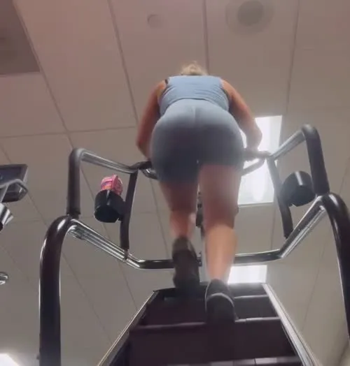 Valerie Loureda | Lola Vice - Video #312569