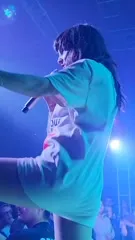 Lauren Mayberry (Singer) - Video #379614