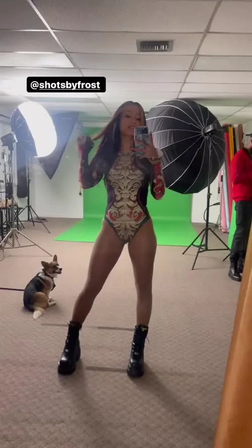 WWE/AEW Sasha Banks | Mercedes Moné - Video