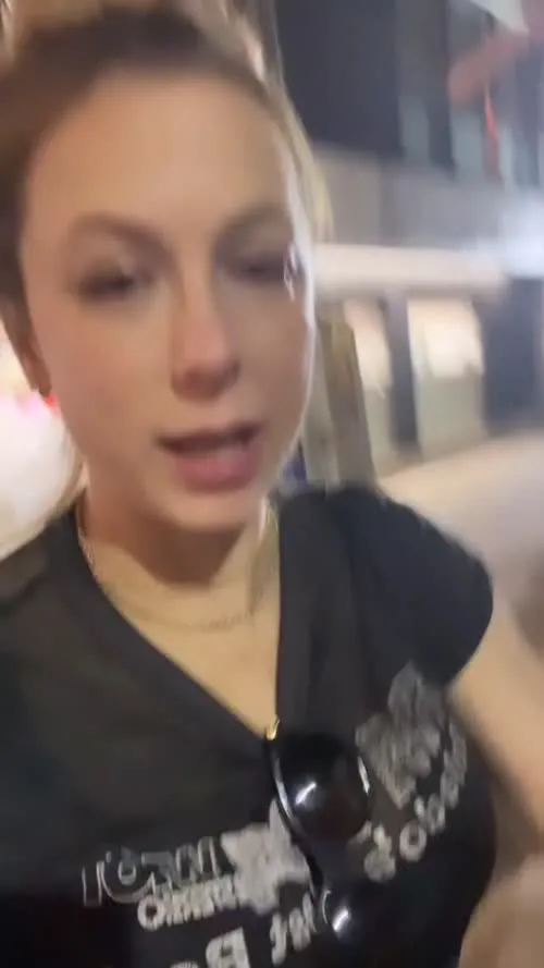 Iliza Shlesinger - Video