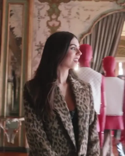Victoria Justice - Video
