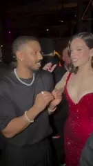 Hailee Steinfeld - Video