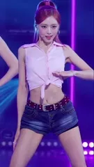 Yuna - ITZY (유나, Shin Yu Na) - Video #292600
