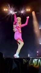Angèle Van Laeken - Video #204576