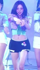 Yuna - ITZY (유나, Shin Yu Na) - Video