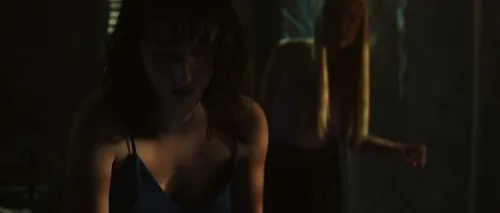Lily Collias - 6