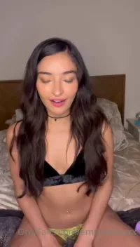 Emily Willis - Video