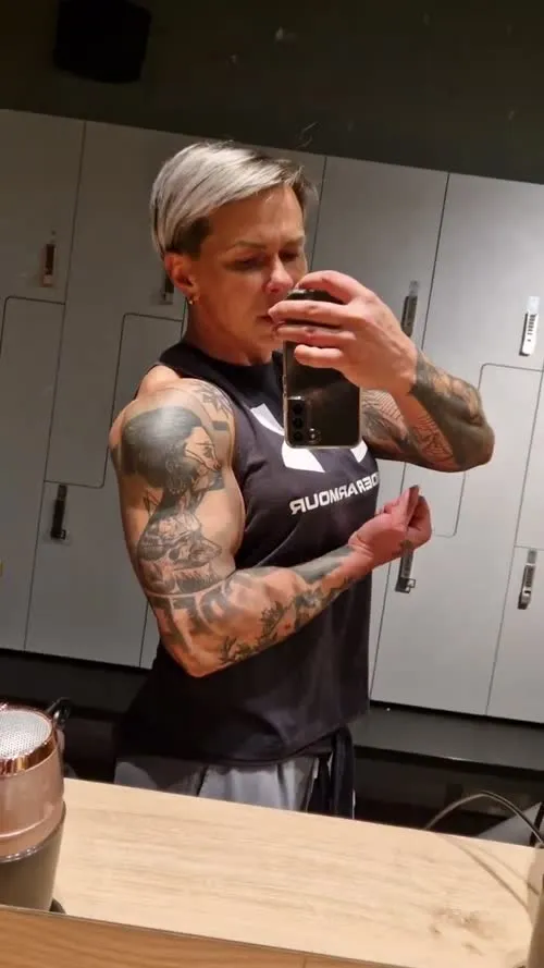 crazyxbody / musclegirlxxx - Video #274330