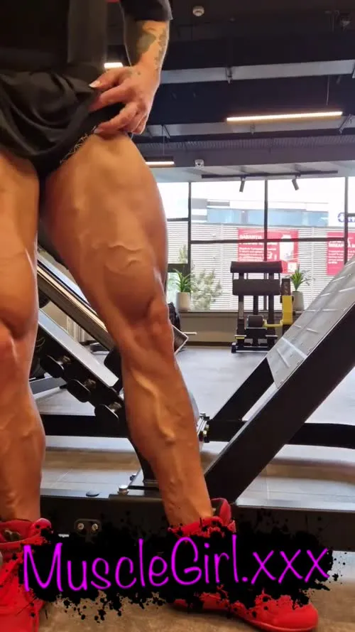 crazyxbody / musclegirlxxx - Video #241588