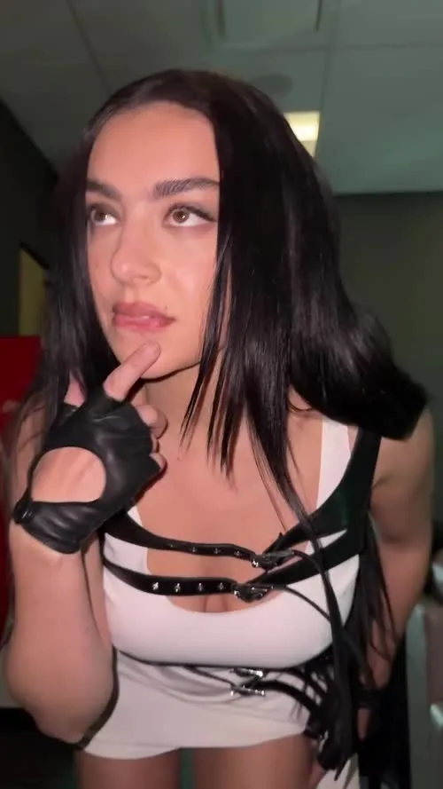 Charli XCX - Video