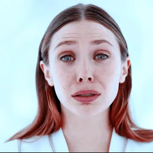 Elizabeth Olsen - Video