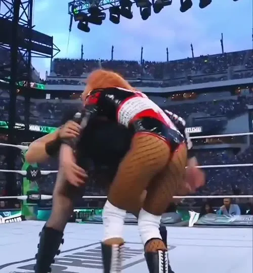 WWE Becky Lynch - Video