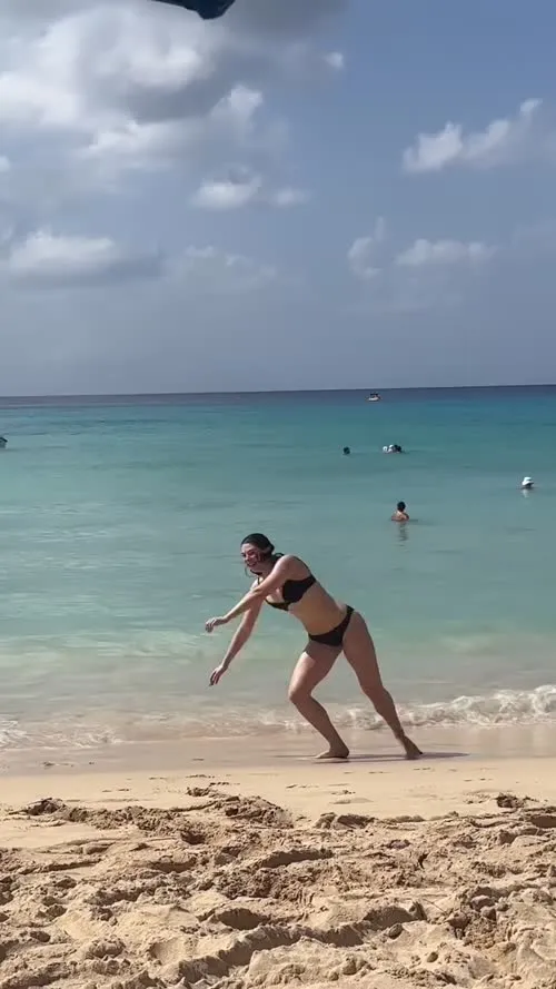 Kira Kosarin - Video #224025