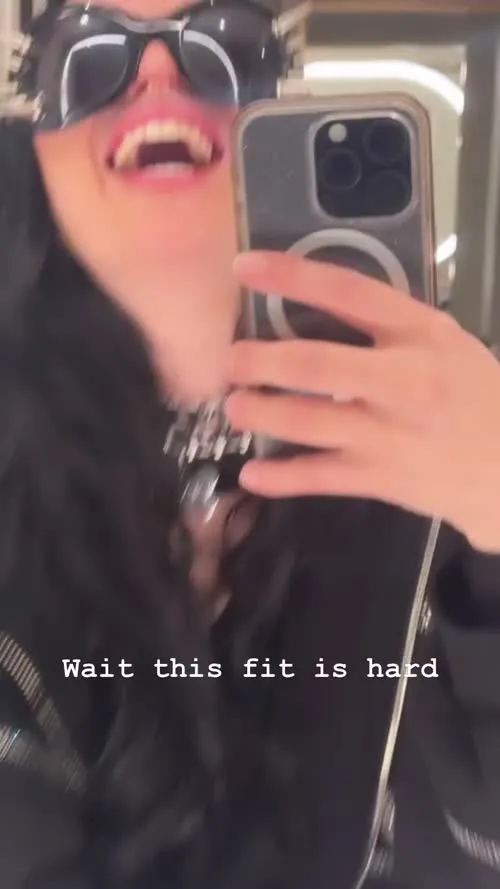 Dani Thorne - Video