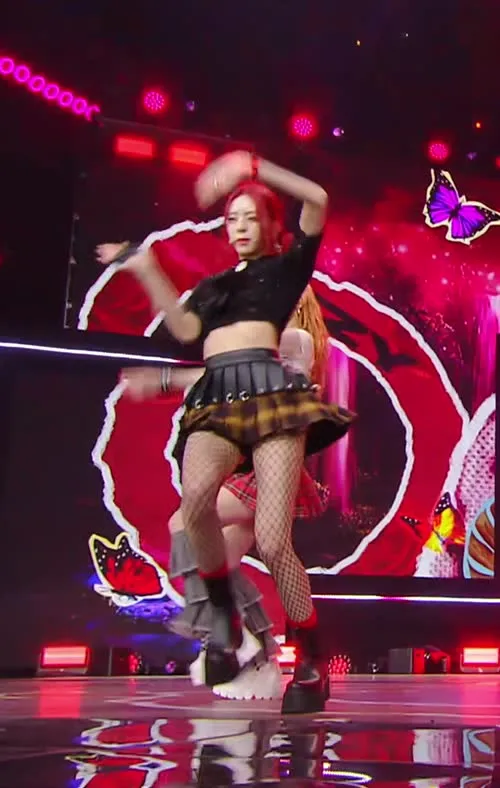 Yuna - ITZY (유나, Shin Yu Na) - Video