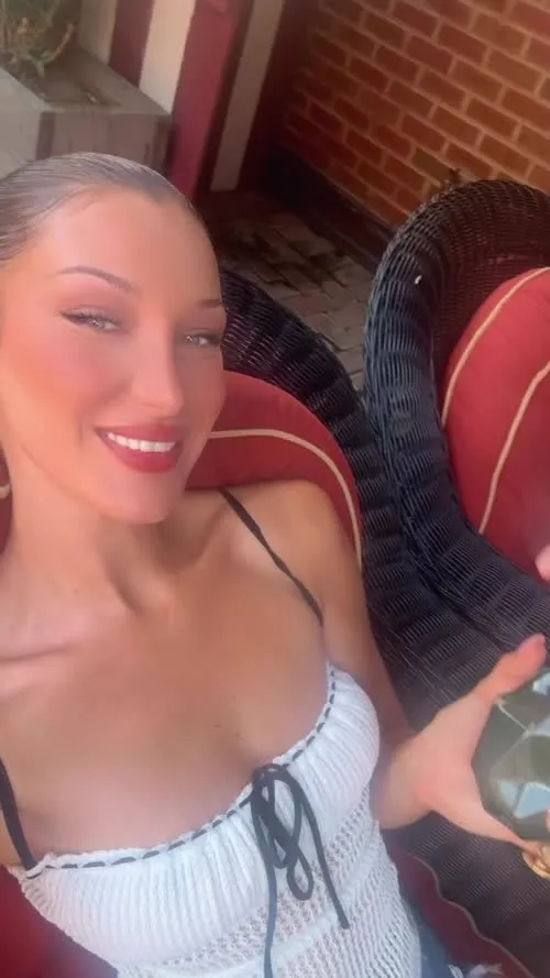 Bella Hadid - Video