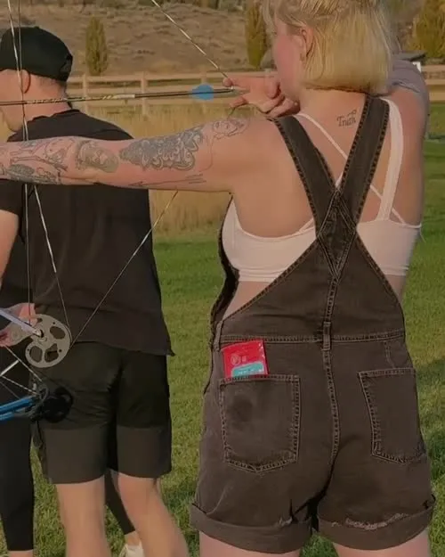Ireland Baldwin - Video #204095