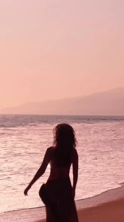 Victoria Justice - Video