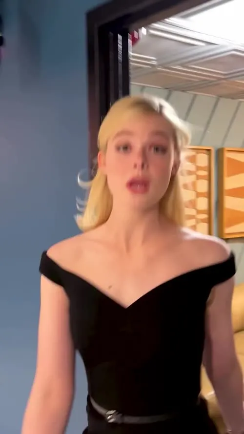 Elle Fanning - Video #275685